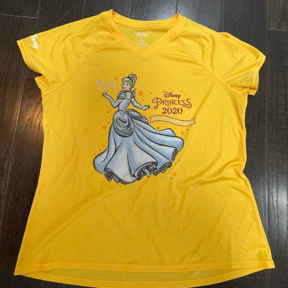 LNWOT RunDisney Women’s performance running shirt Princess Half Marathon 2020